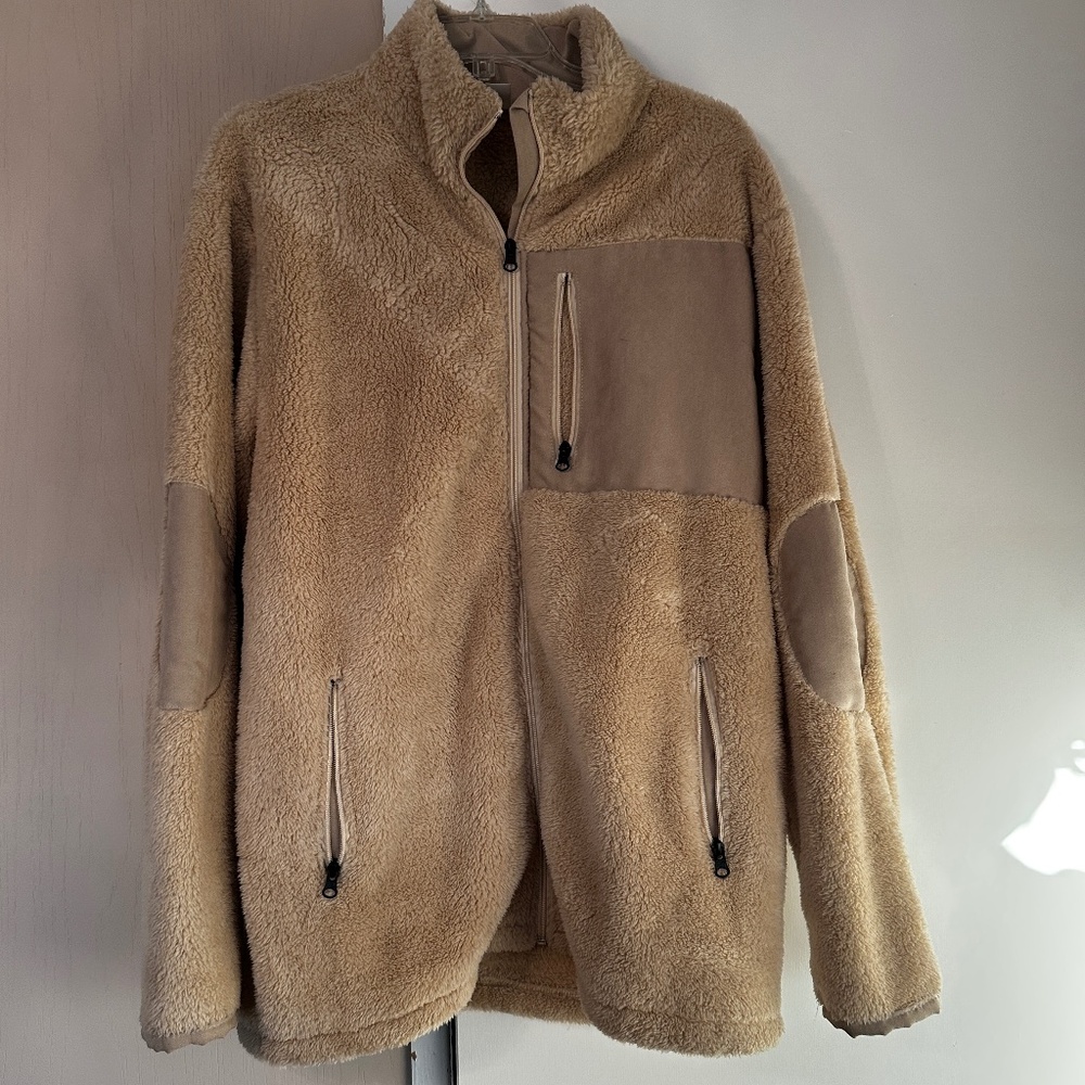 Chicyea Women’s Large Tan Extremely Soft Fleece Zipper Jacket Coat